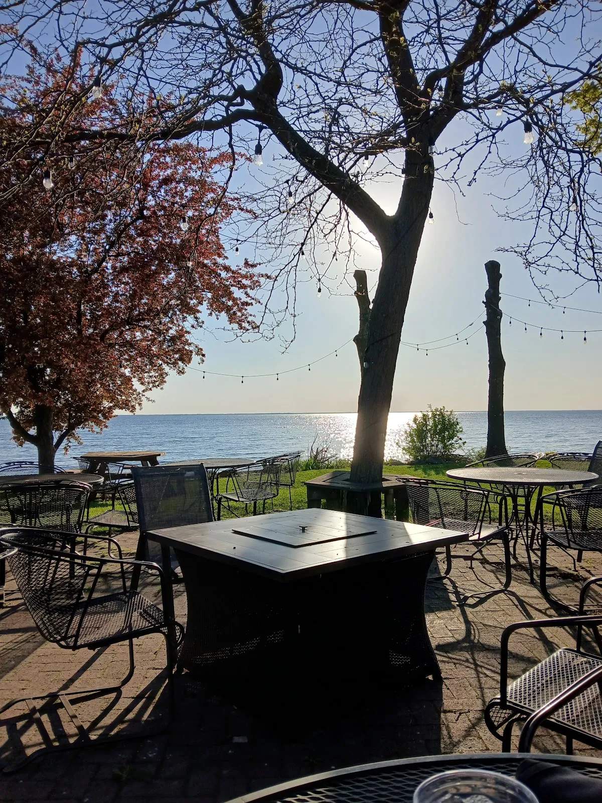 Jim and Linda's Lakeview Supper Club — photo 3