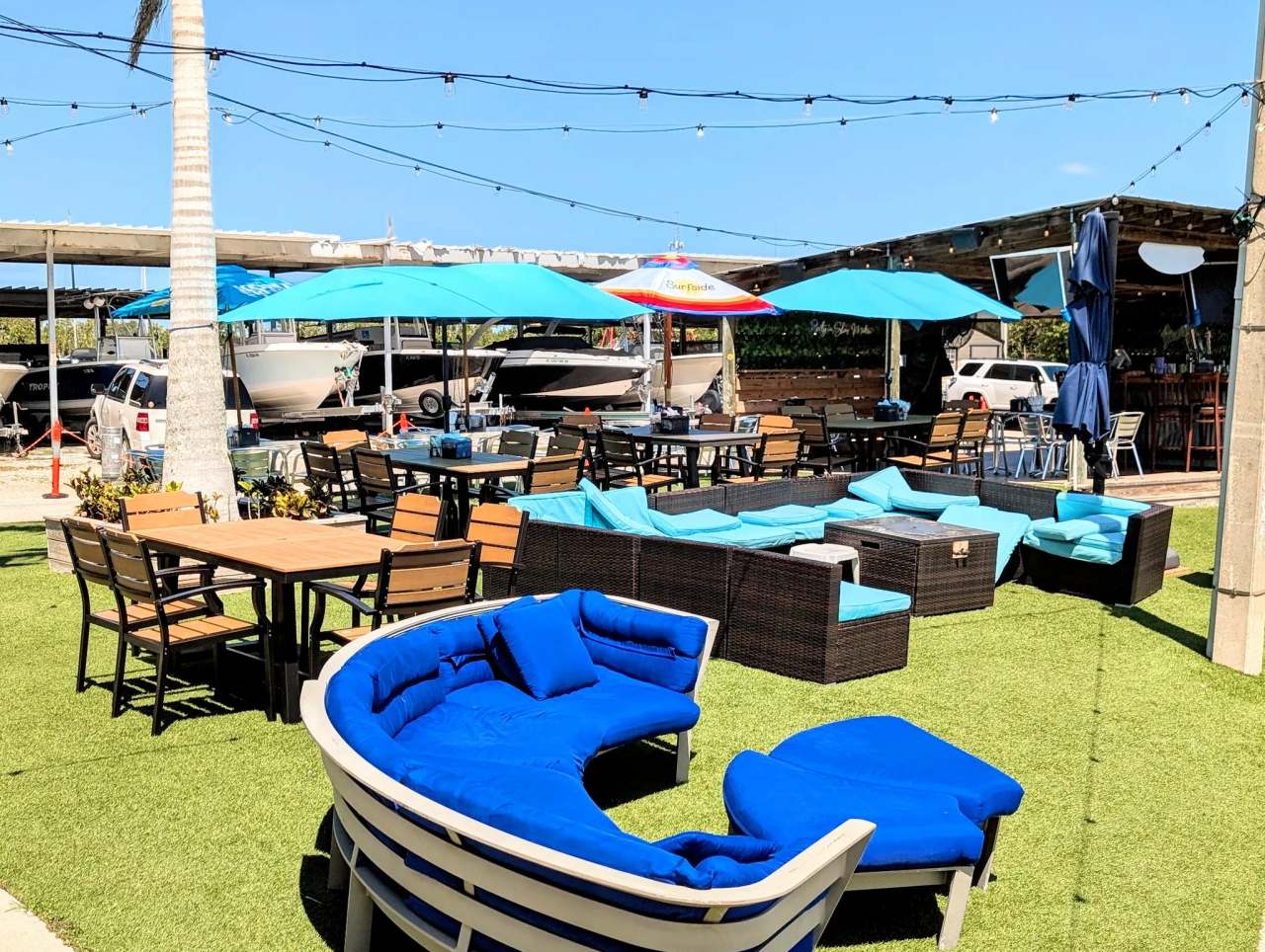 AJ's Dockside Bar and Grill — photo 1