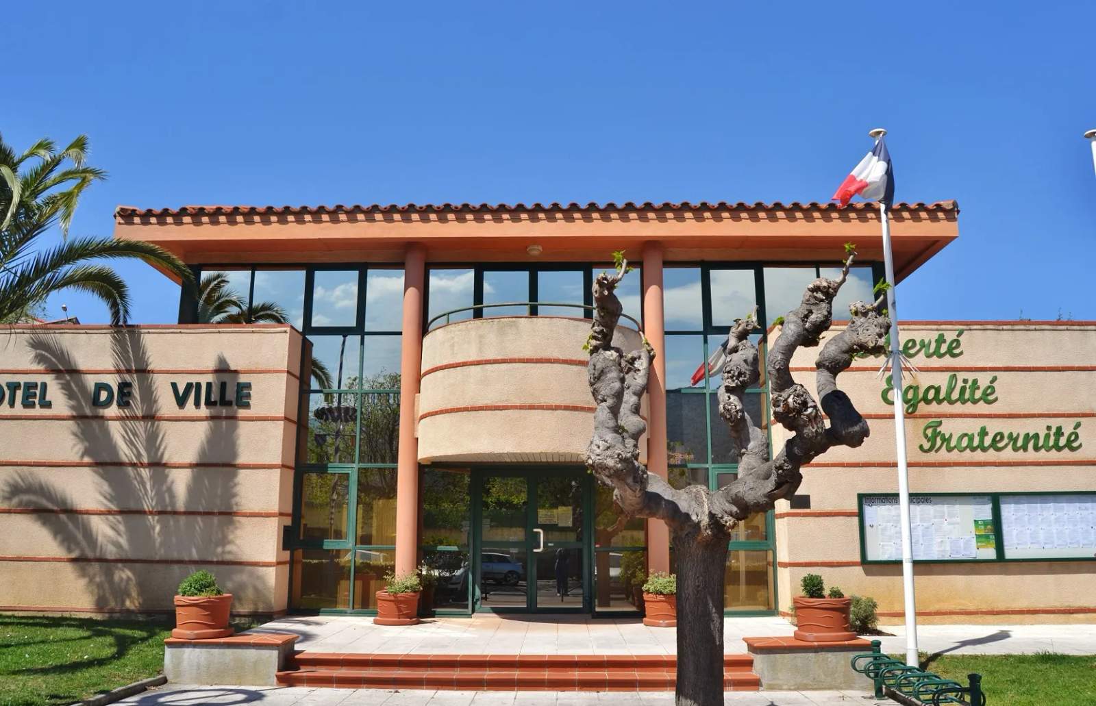 Mairie de Sorède — photo 1