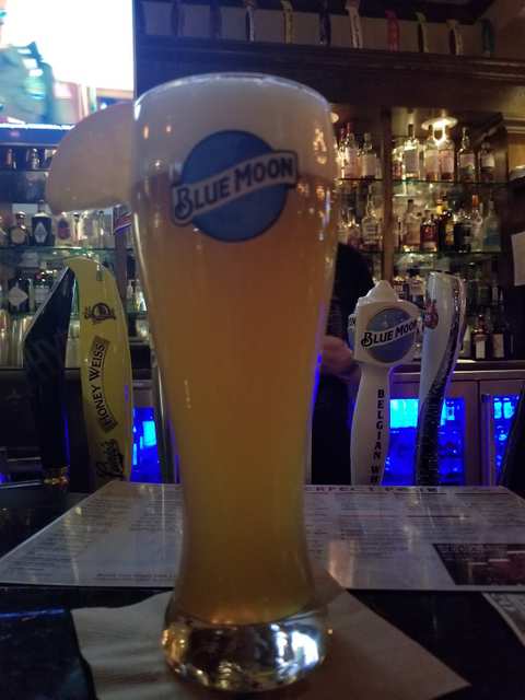 Grand Avenue Saloon — photo 4