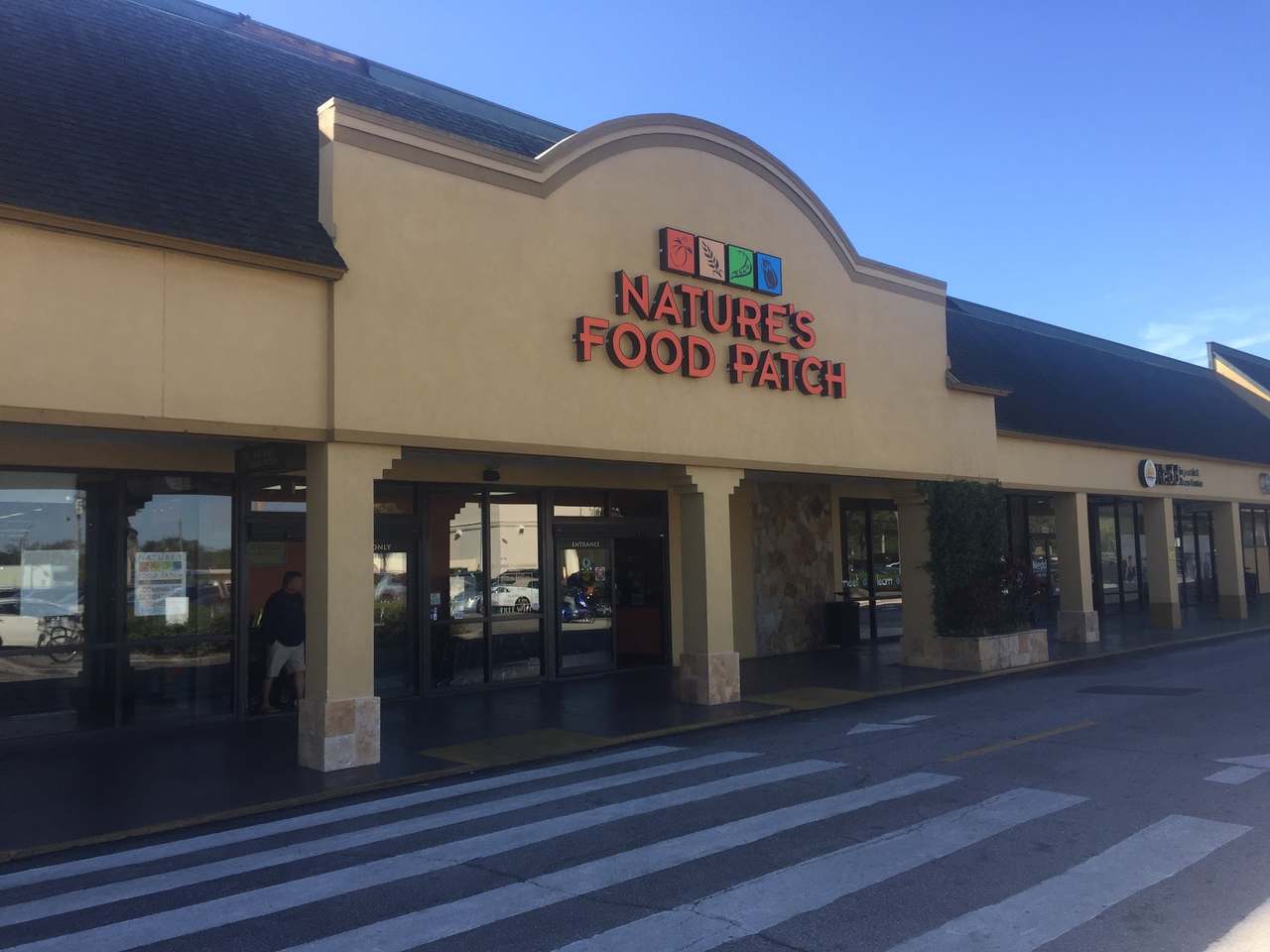 Nature's Food Patch Market & Café — photo 1