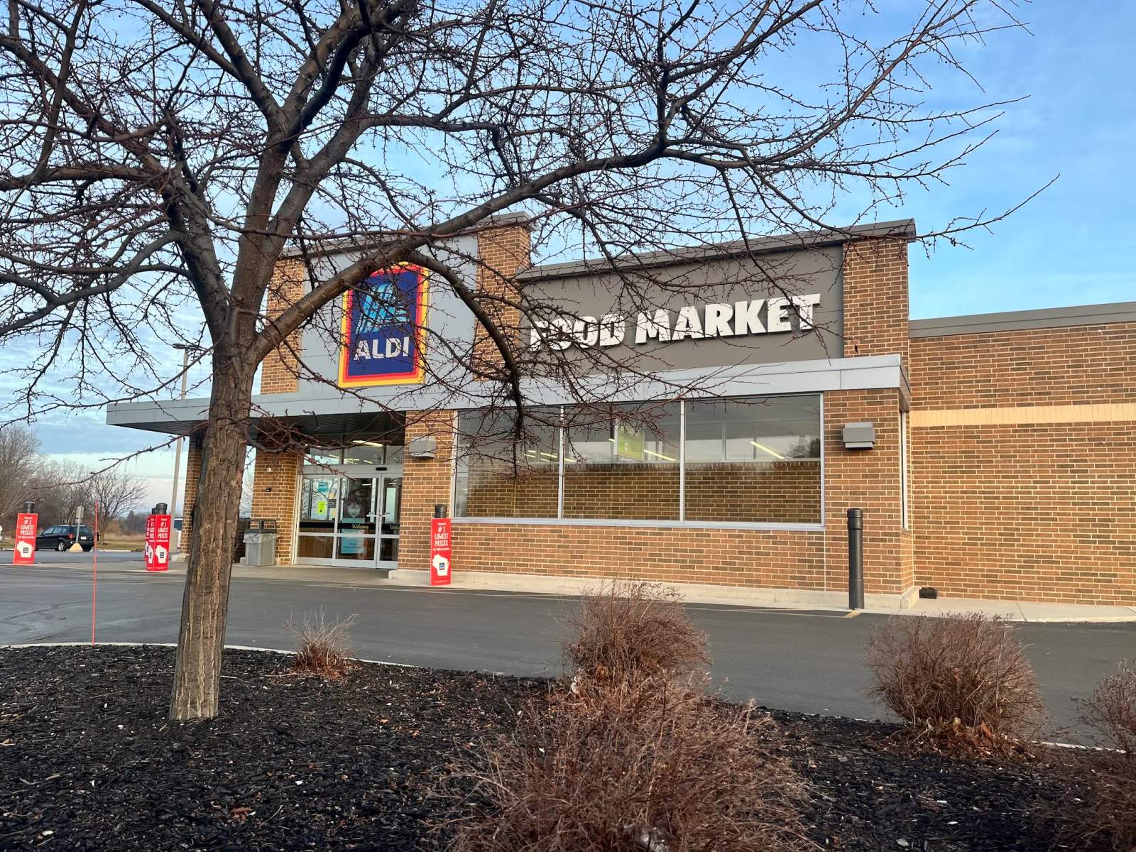ALDI — photo 1