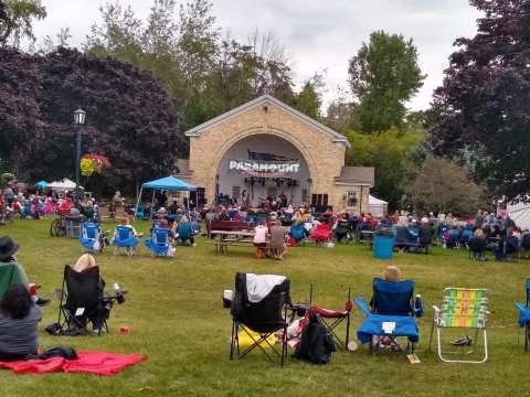 Veterans Memorial Park & Guenther Picnic Area — photo 2