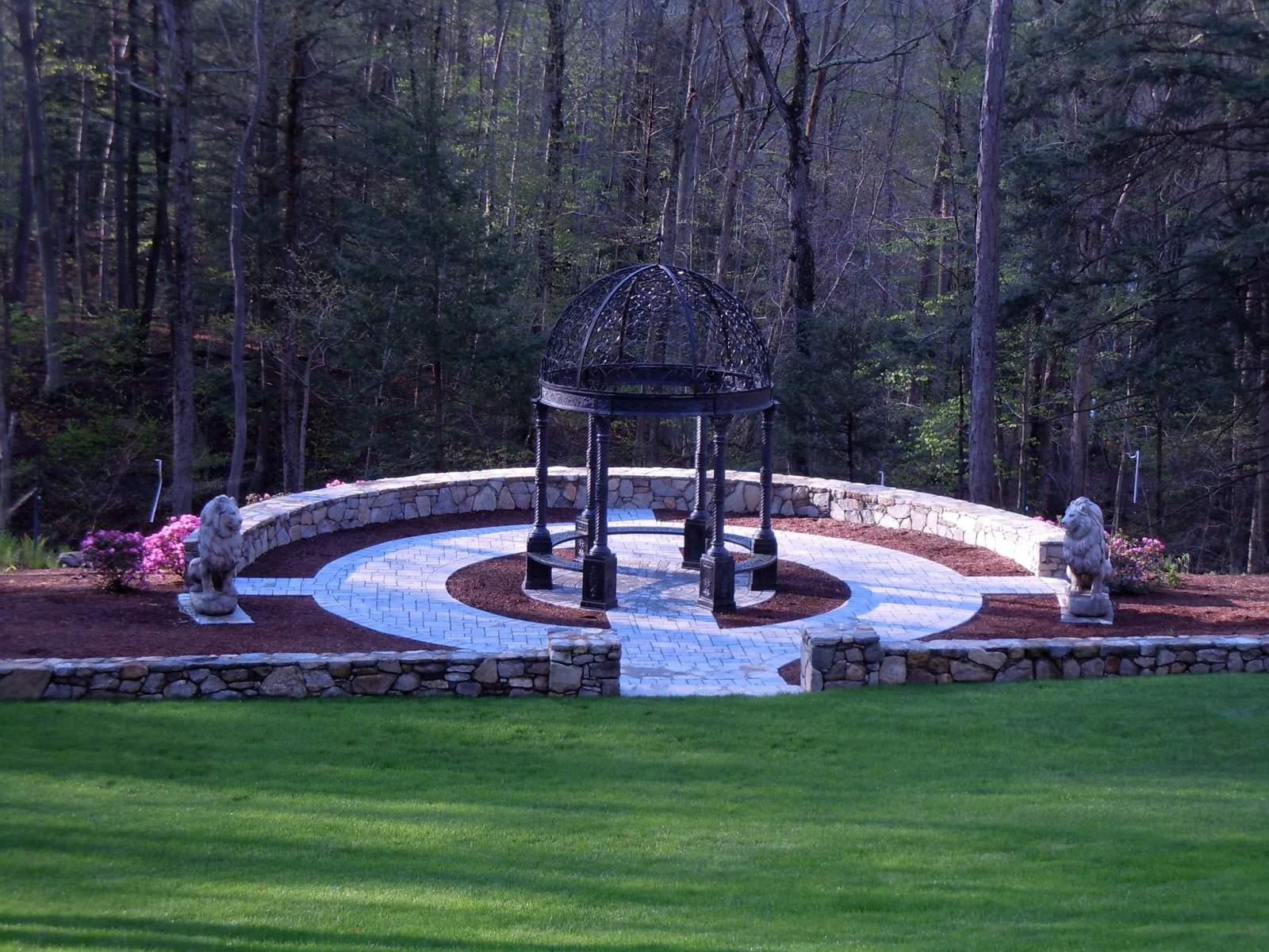 J & M Landscape Design — photo 1