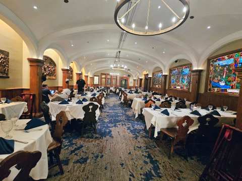 Mader's Restaurant — photo 2