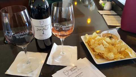 Cambridge Winery - Madison Tasting Room — photo 3