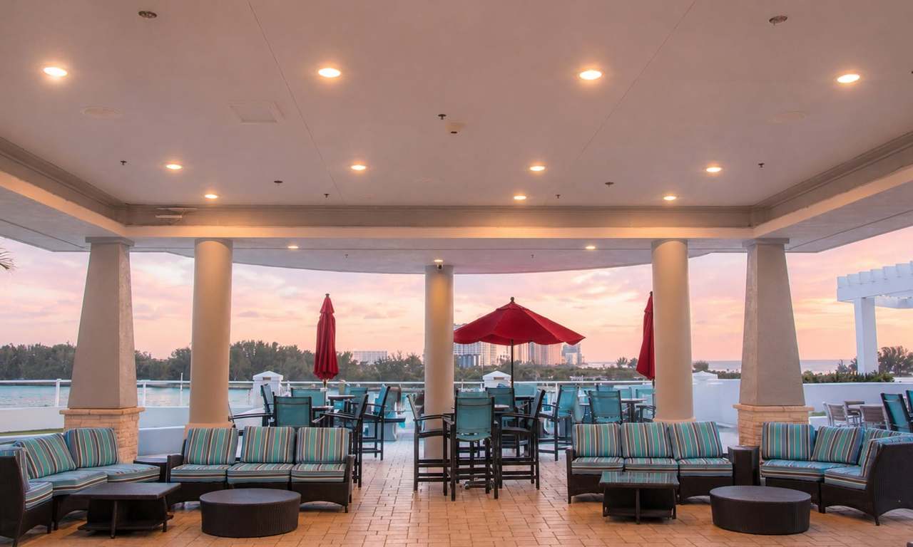 Evy's Terrace Bar & Bistro — photo 2