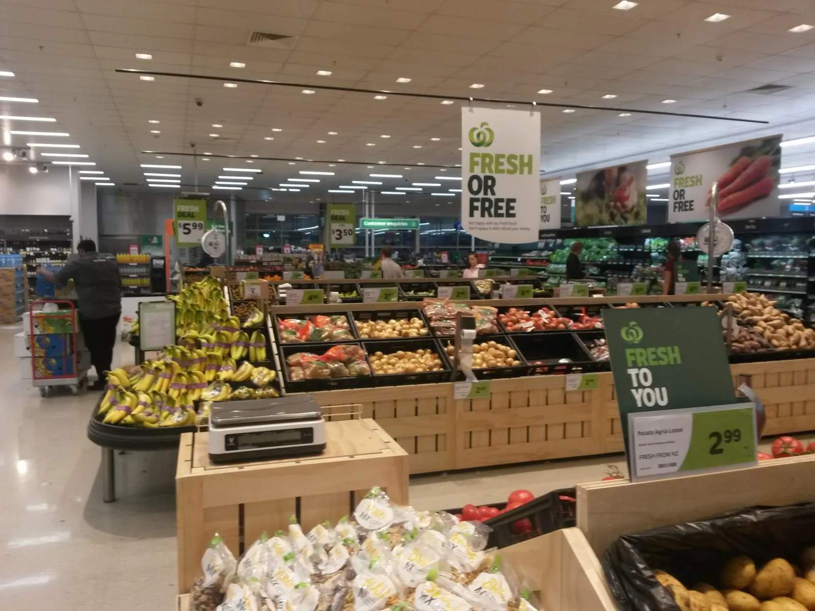 Woolworths Newtown — photo 3