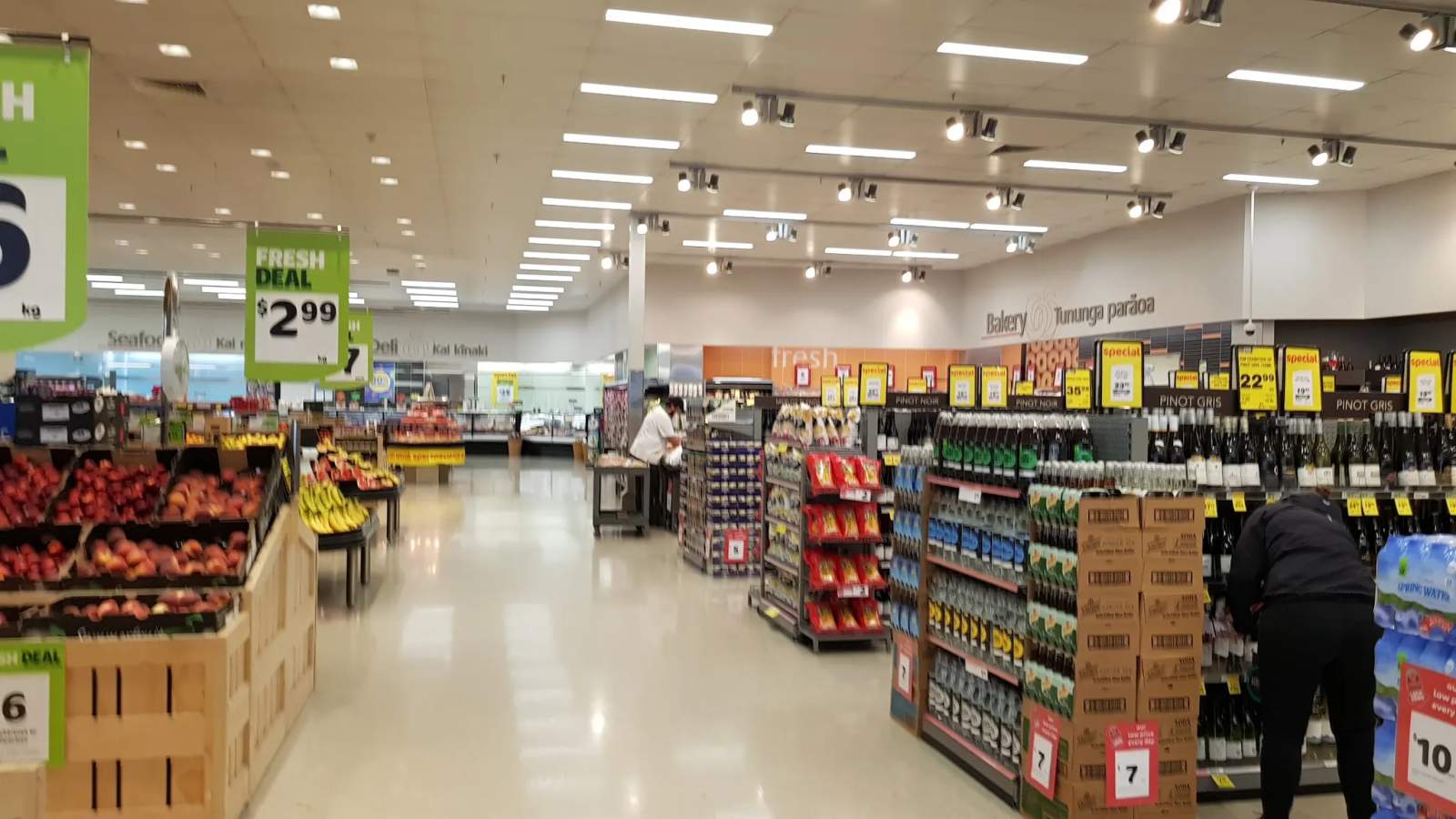 Woolworths Newtown — photo 2