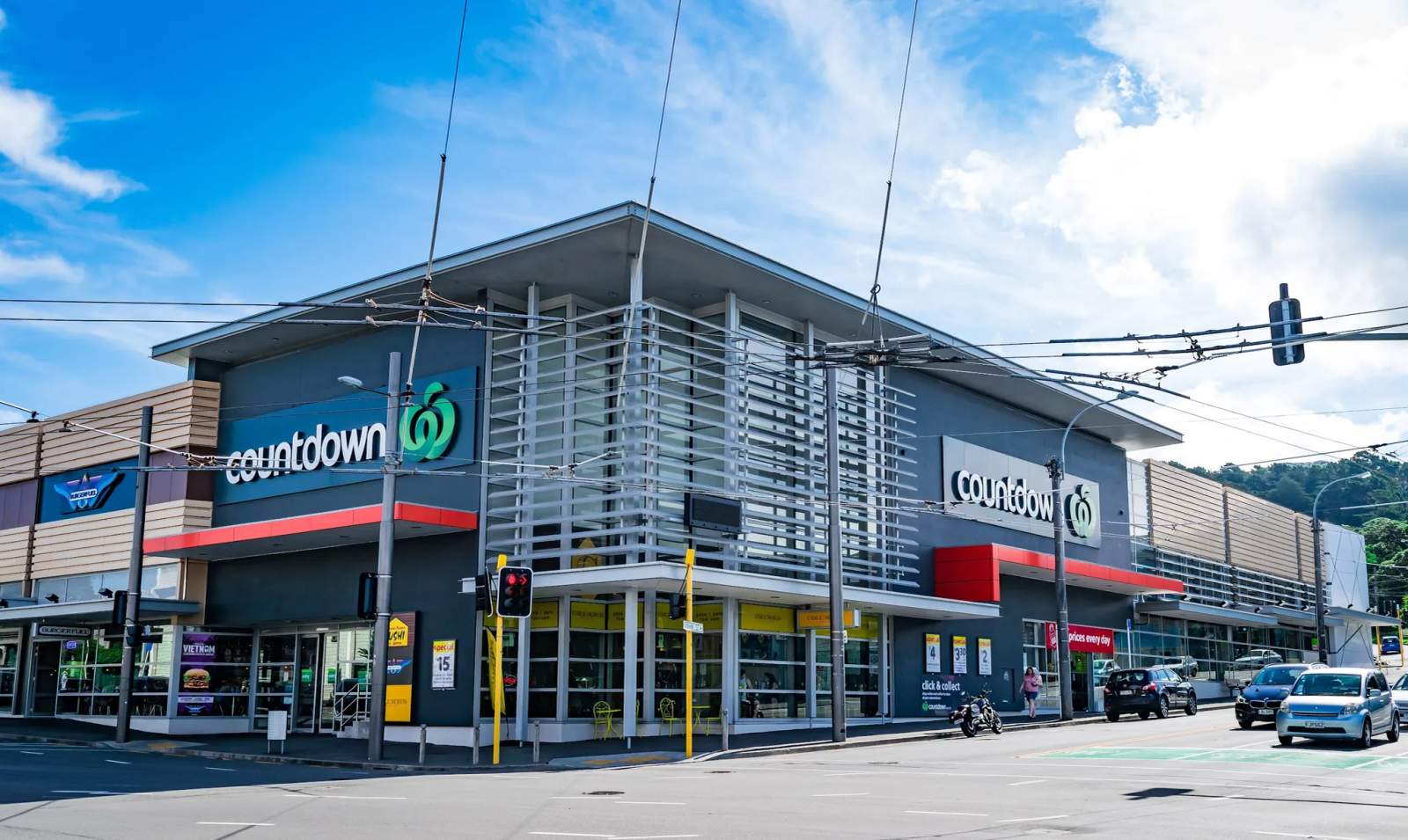 Woolworths Newtown — photo 1
