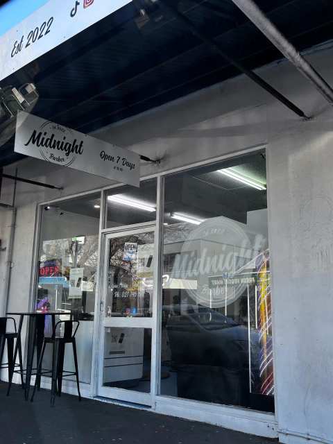 Midnight Barber — photo 2