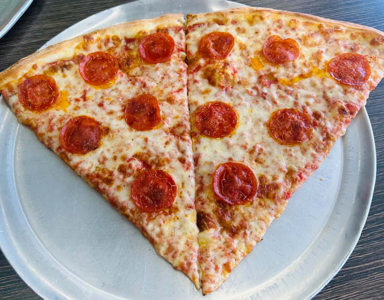 Verrazzanos Pizza Sunset Point — photo 3