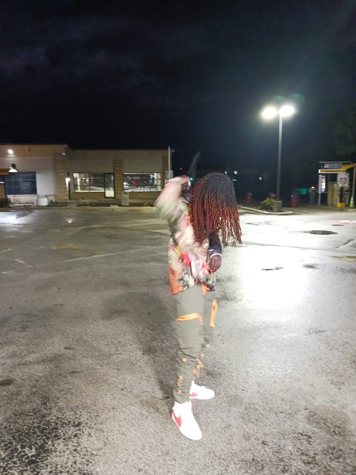 Gas Station — photo 4