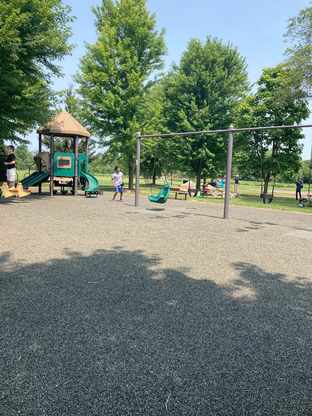 Village of Elm Grove Swimming Pool — photo 1