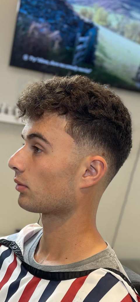 1 of 1 Barbering — photo 2