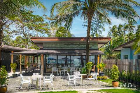 Seafar coffee and bakery — photo 4