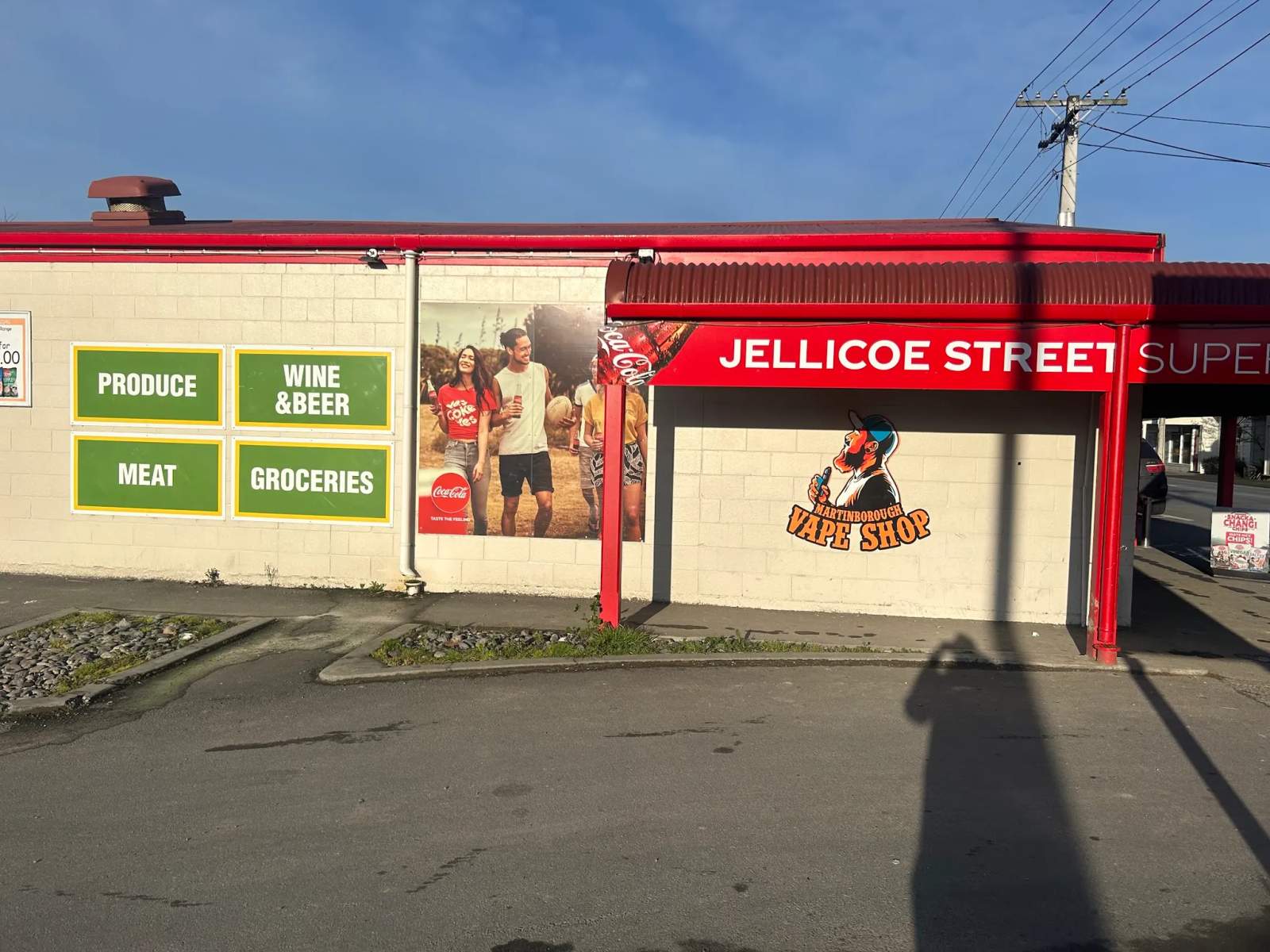 JELLICOE SUPERMARKET — photo 1