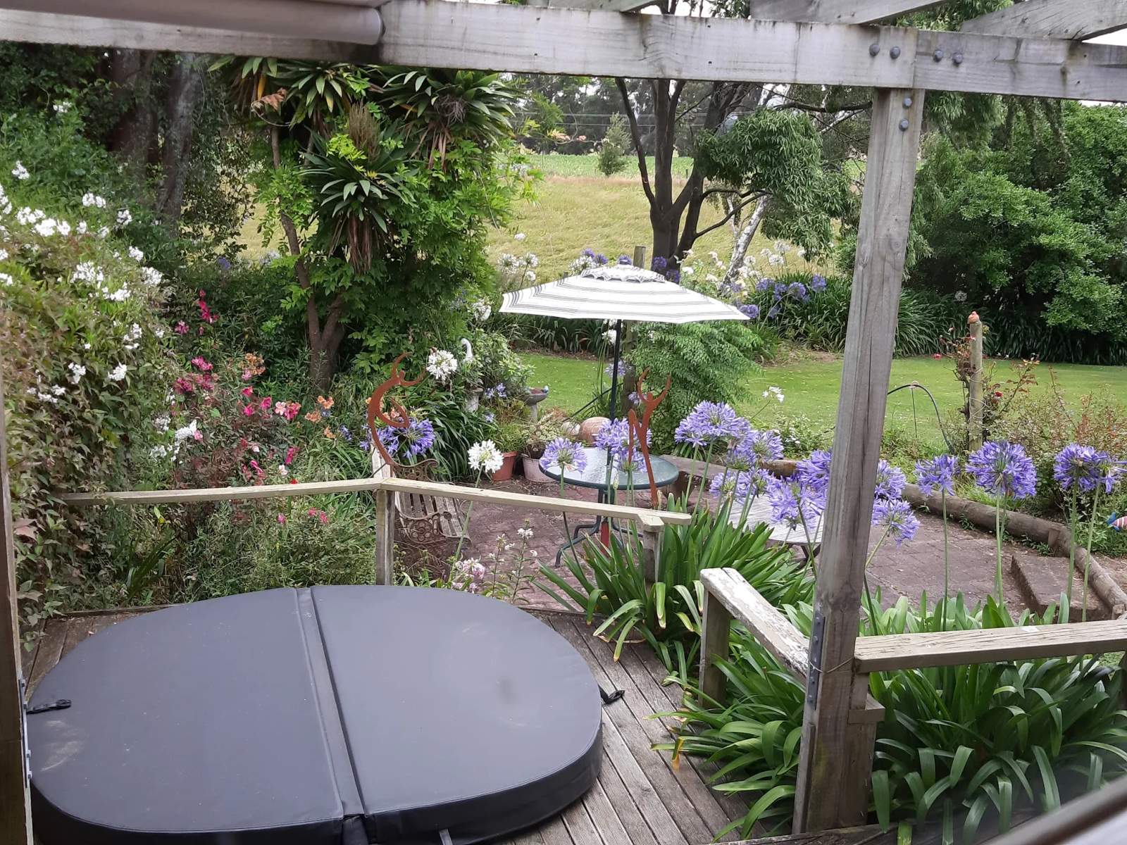 Ellstone Bed and Breakfast — photo 2