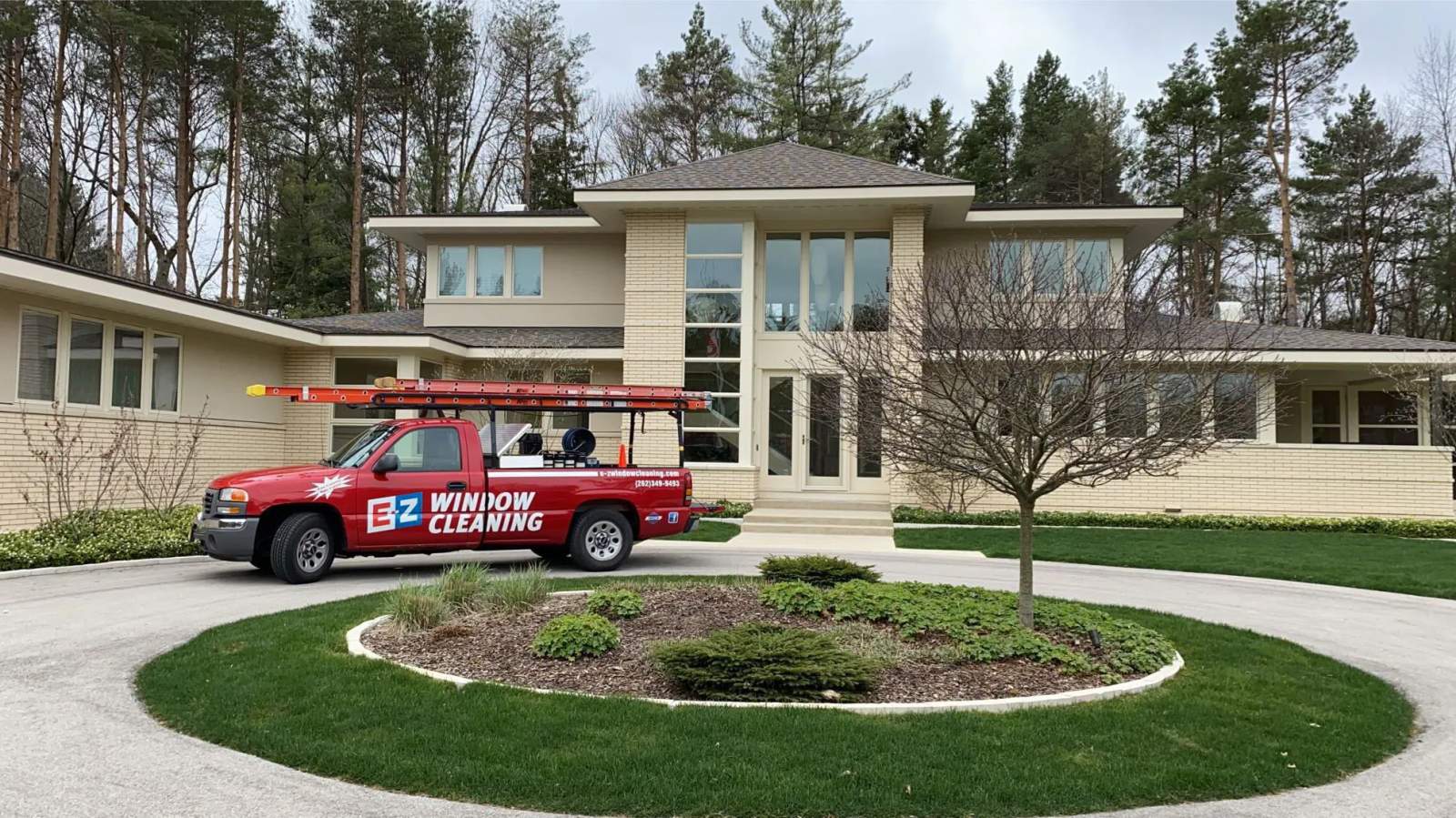 E-Z Window Cleaning Mequon — photo 1