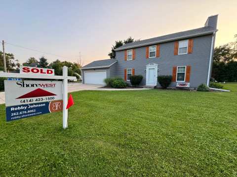 Robby Johnson, Shorewest Realtors — photo 2