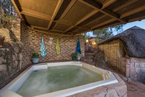 Map's View Guesthouse (Thaba Bosigo Ave) — photo 3