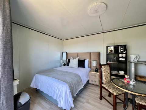 Map's View Guesthouse (Thaba Bosigo Ave) — photo 2
