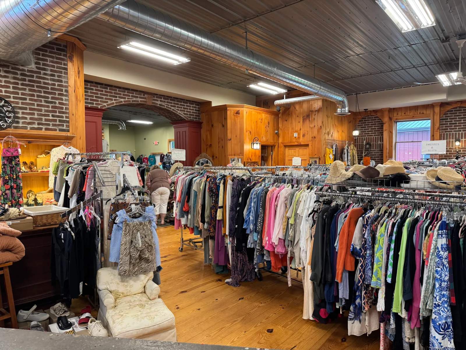 Rachel's Quality Consignment — photo 2