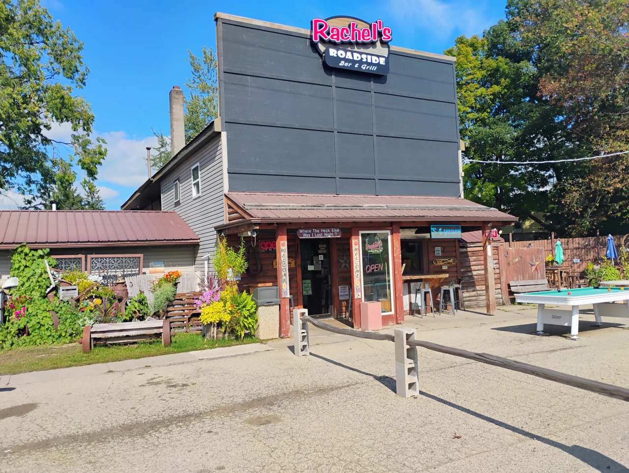 Rachel's Roadside Bar & Grill — photo 3