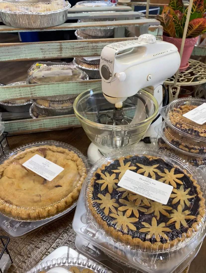 LuAnn’s Bakery & Cafe - Hartford — photo 8