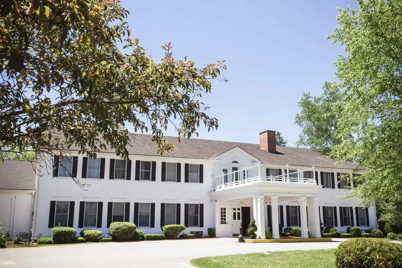 The Litchfield Inn — photo 1