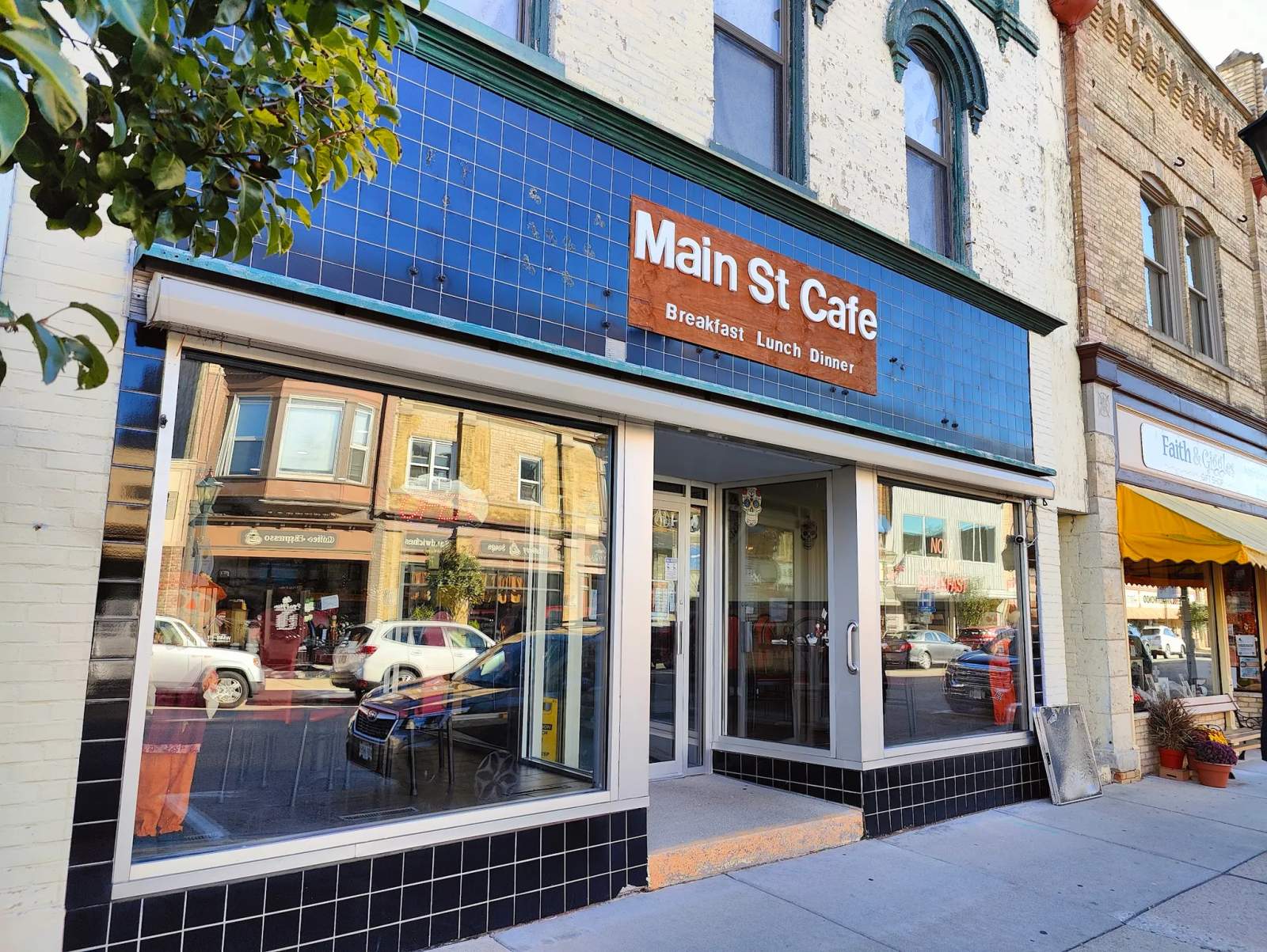 Hartford Main Street Cafe — photo 3