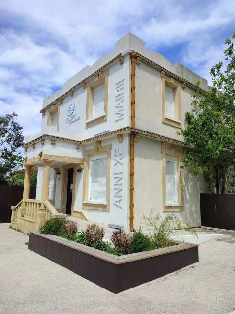 Town Hall Annex Center Beach — photo 2
