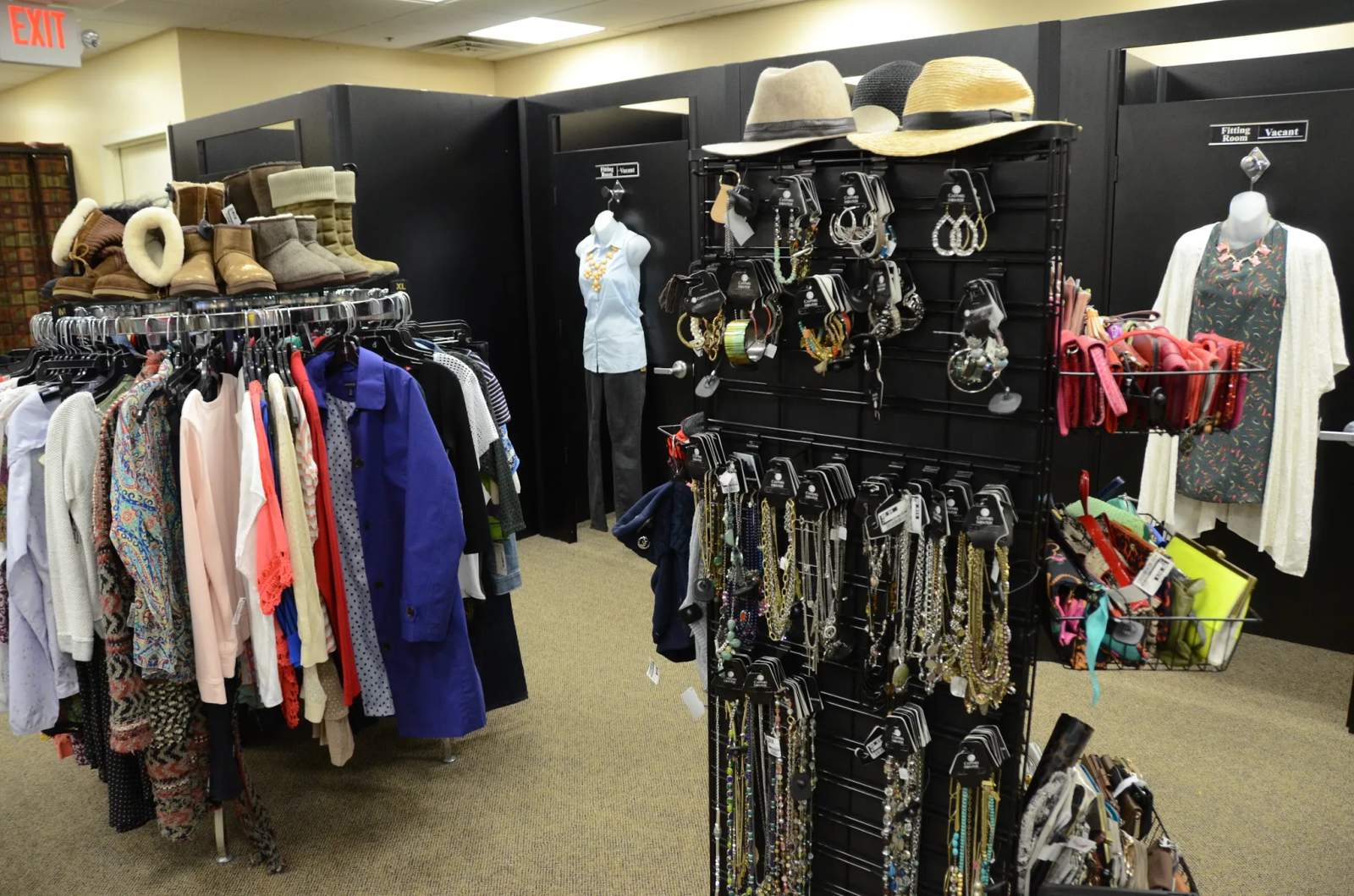 Clothes Mentor Brookfield, WI — photo 3