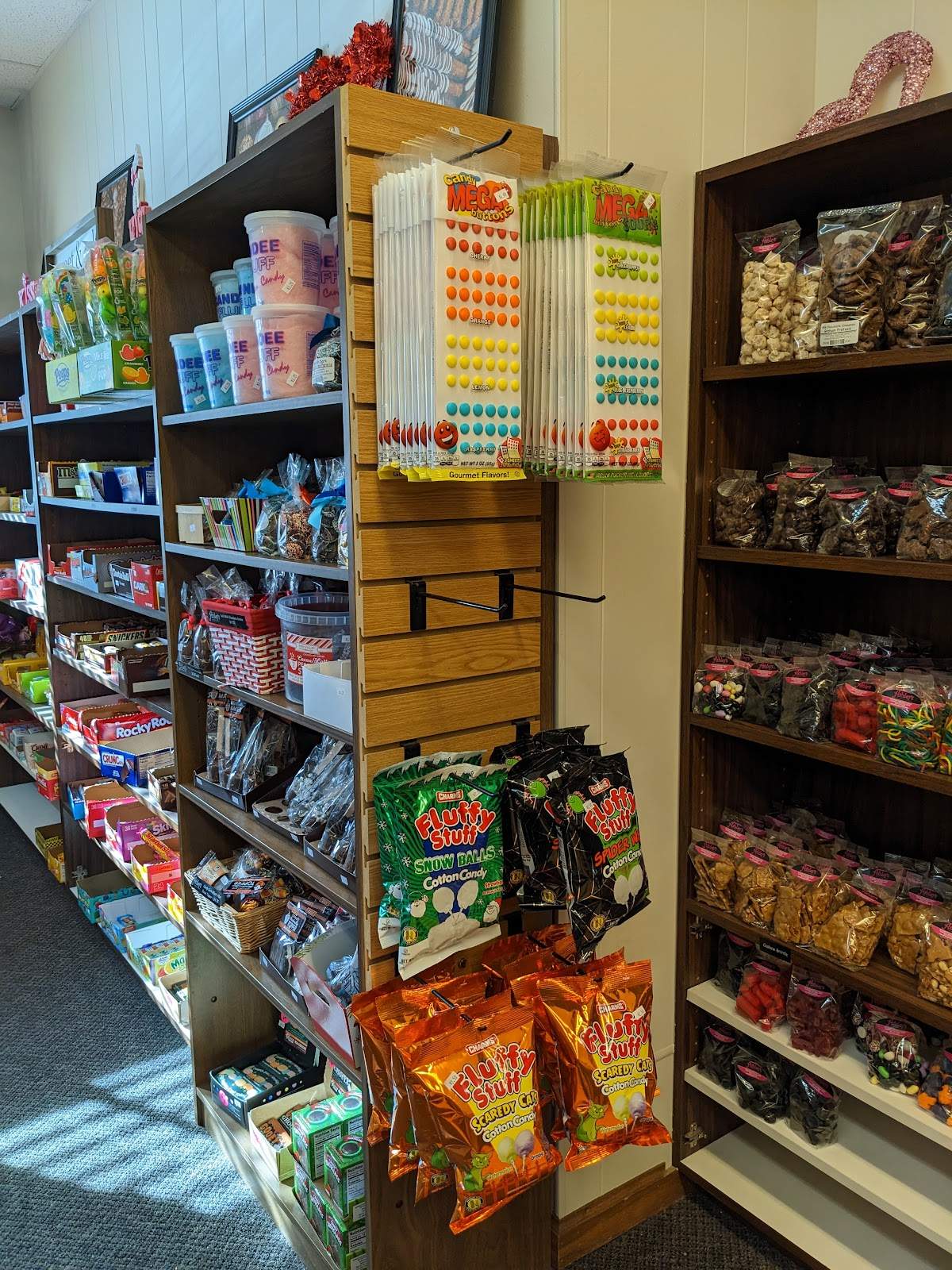 Ashley’s Confectionery — photo 10