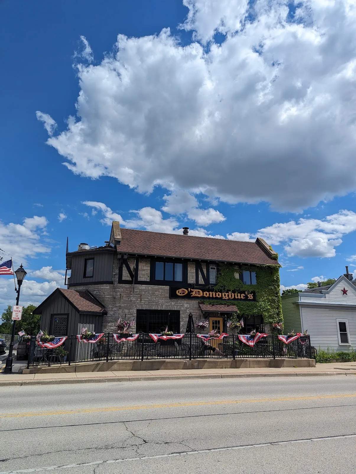 O'Donoghue's Irish Pub — photo 3