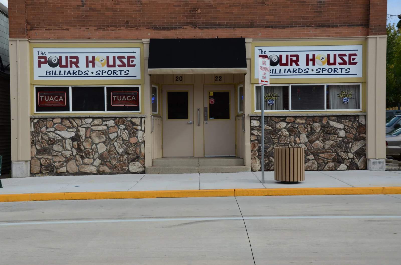 The Pour House — photo 1