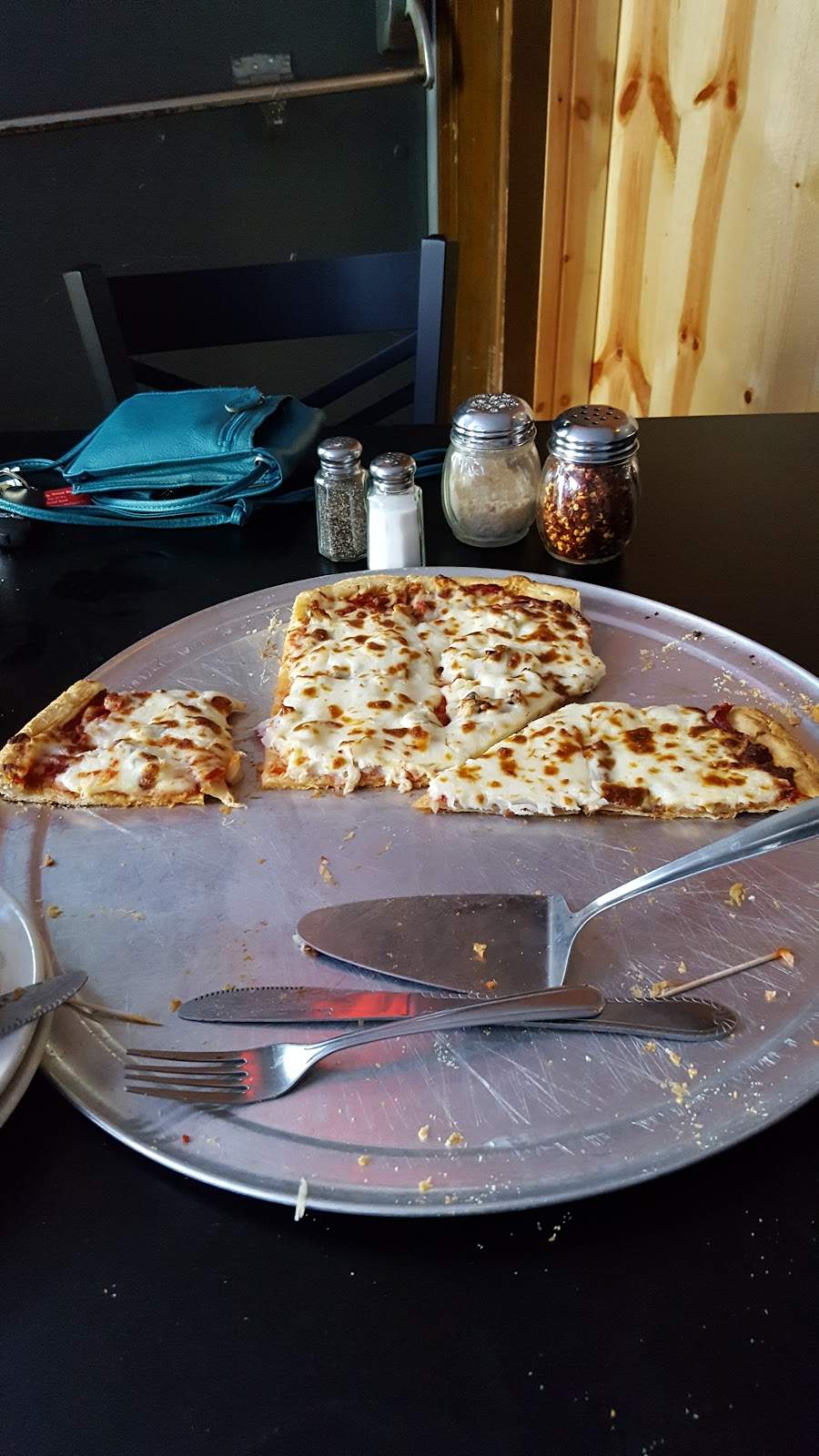 Raceway Bar & Grill — photo 5