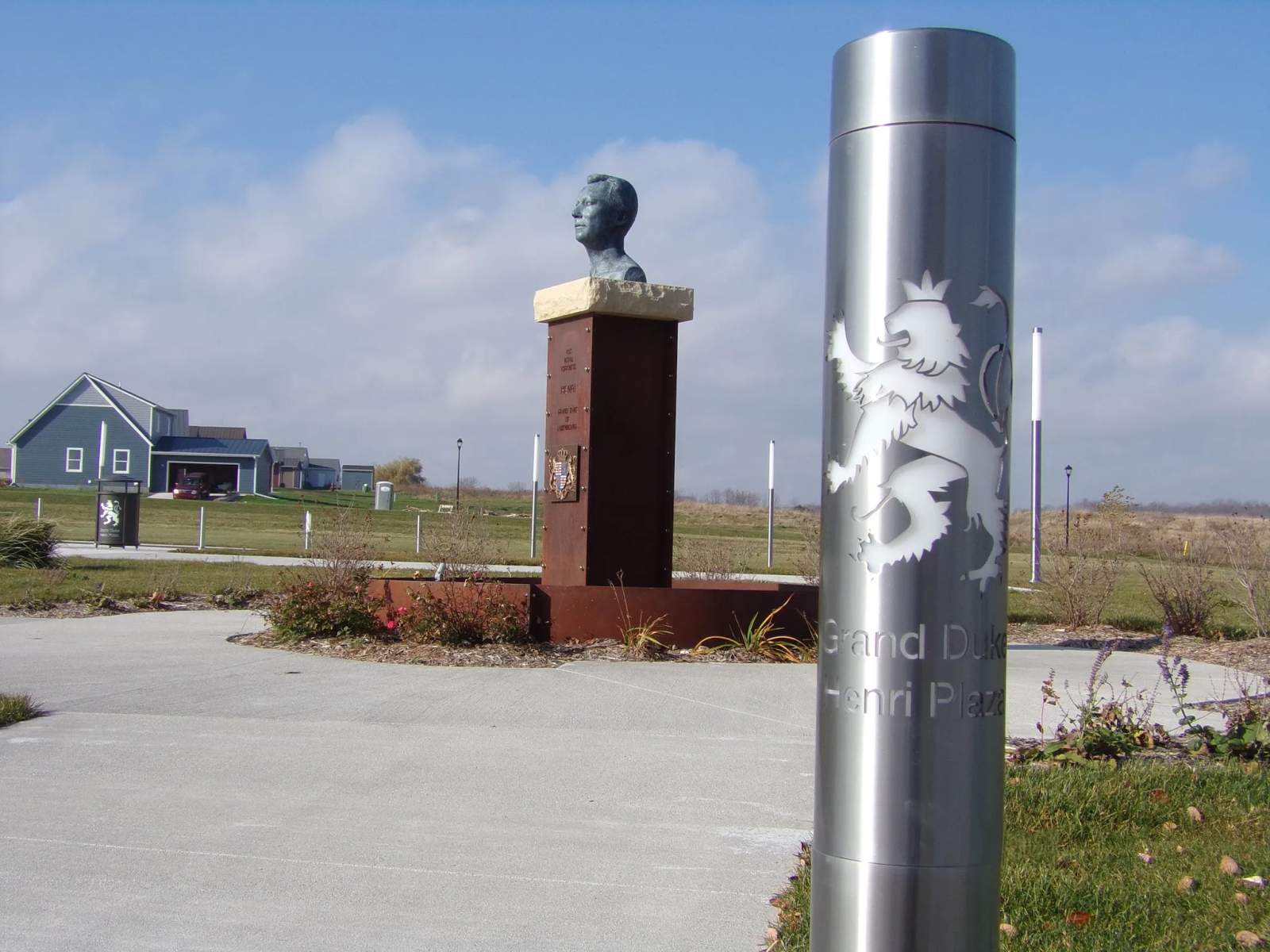 Grand Duke Henri Plaza — photo 2