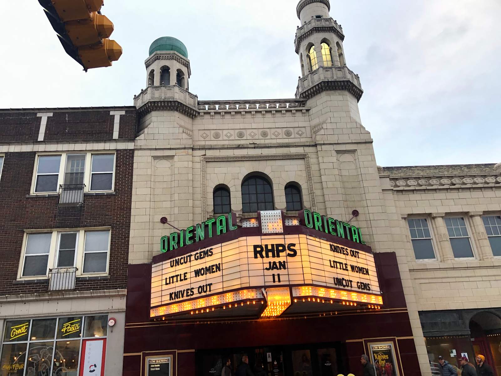 The Oriental Theatre | Milwaukee Film Historic Cinemas — photo 1