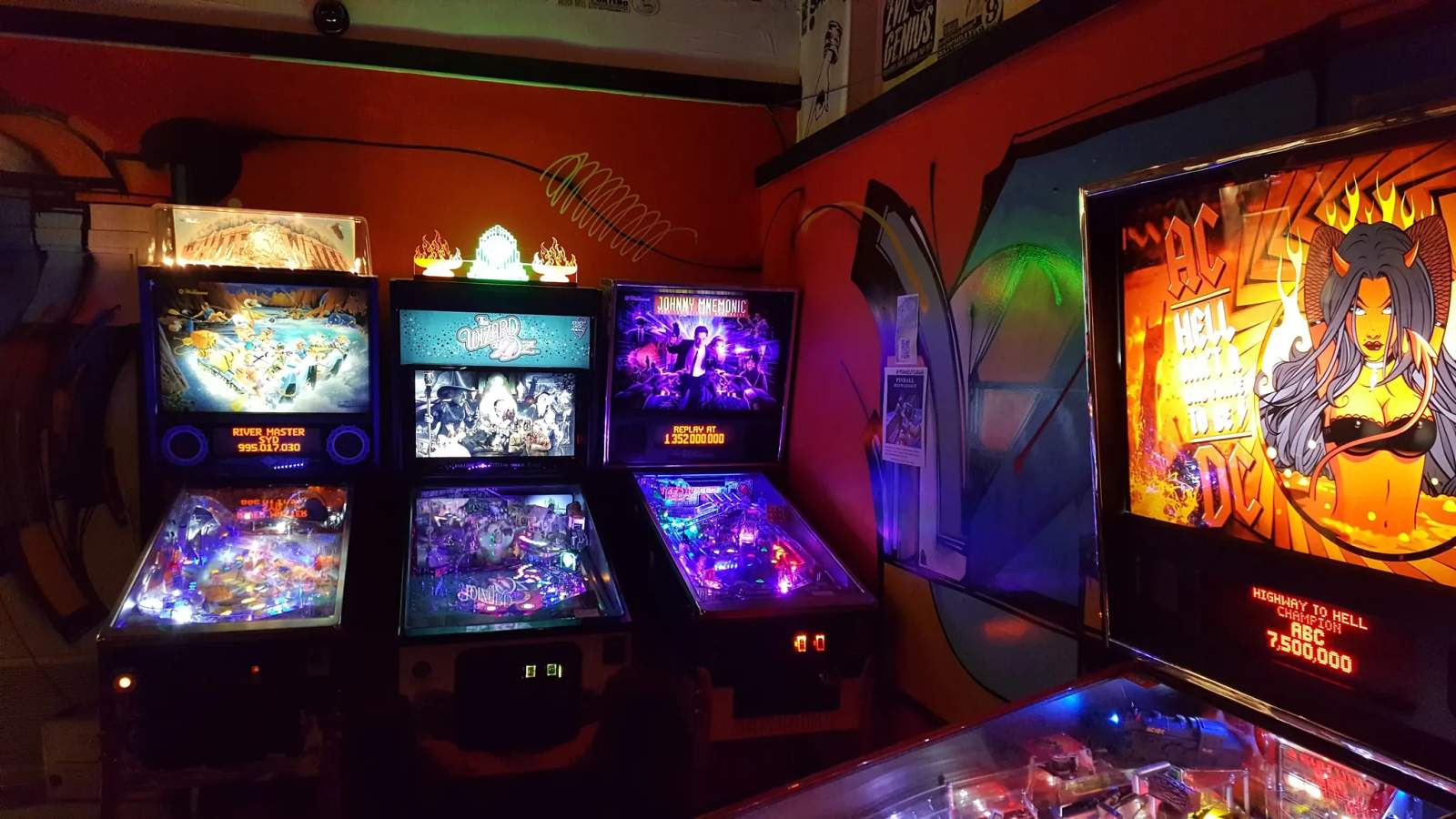 Moon Bar — photo 3