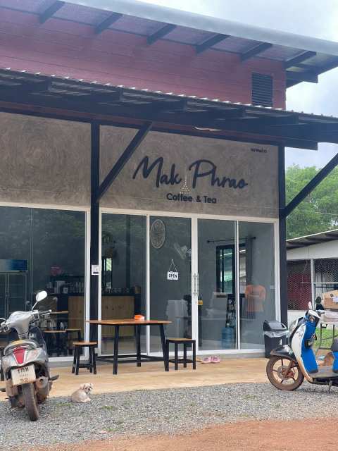 Mak Phrao Coffee & Tea — photo 5