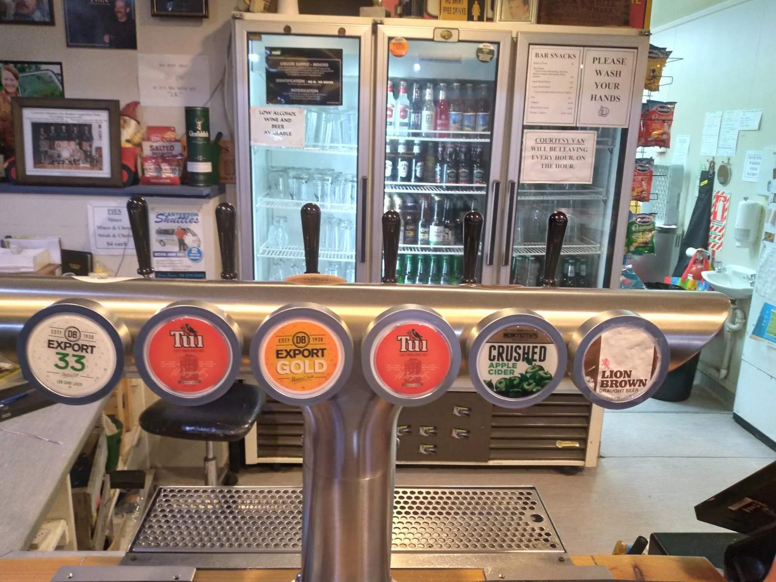 Ev's Bar — photo 1