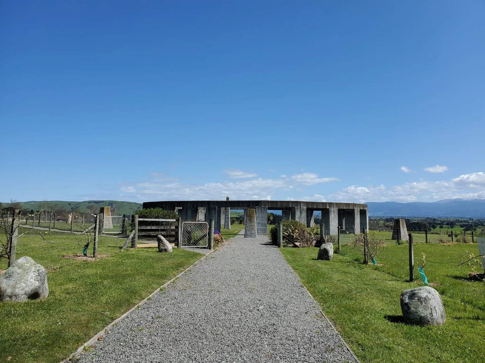 Stonehenge Aotearoa — photo 3