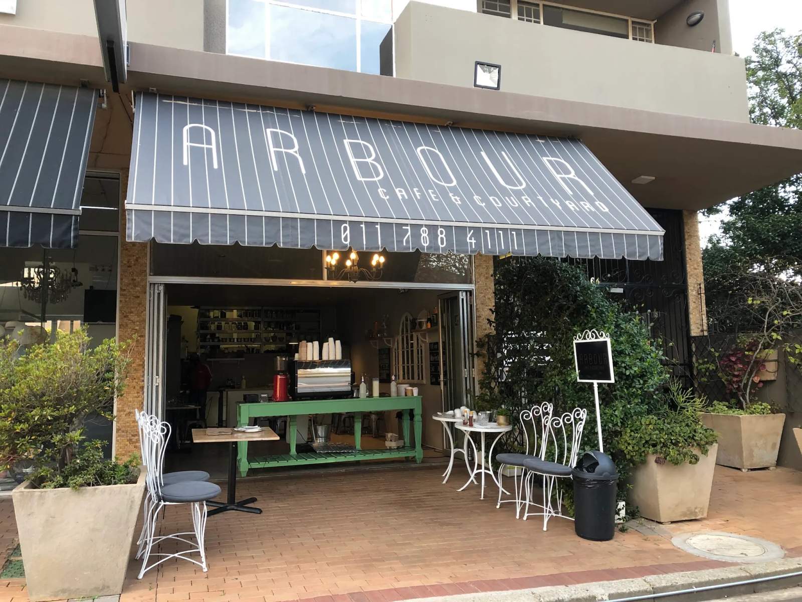 Arbour Café & Courtyard — photo 3
