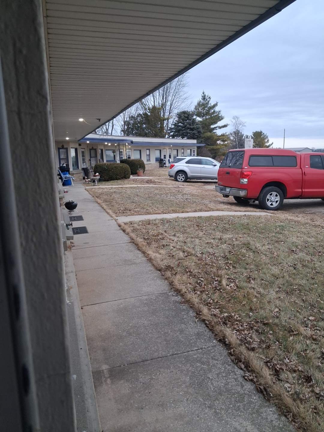 Lakeview Motel — photo 1