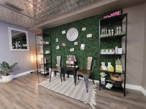 Piccola Salon — photo 3