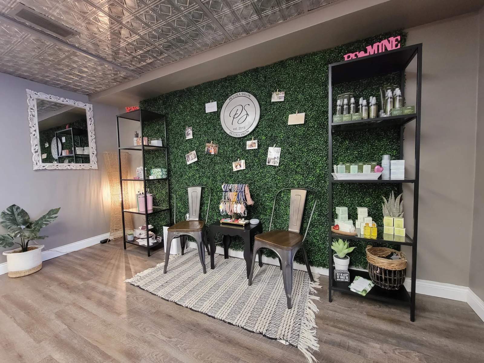 Piccola Salon — photo 3