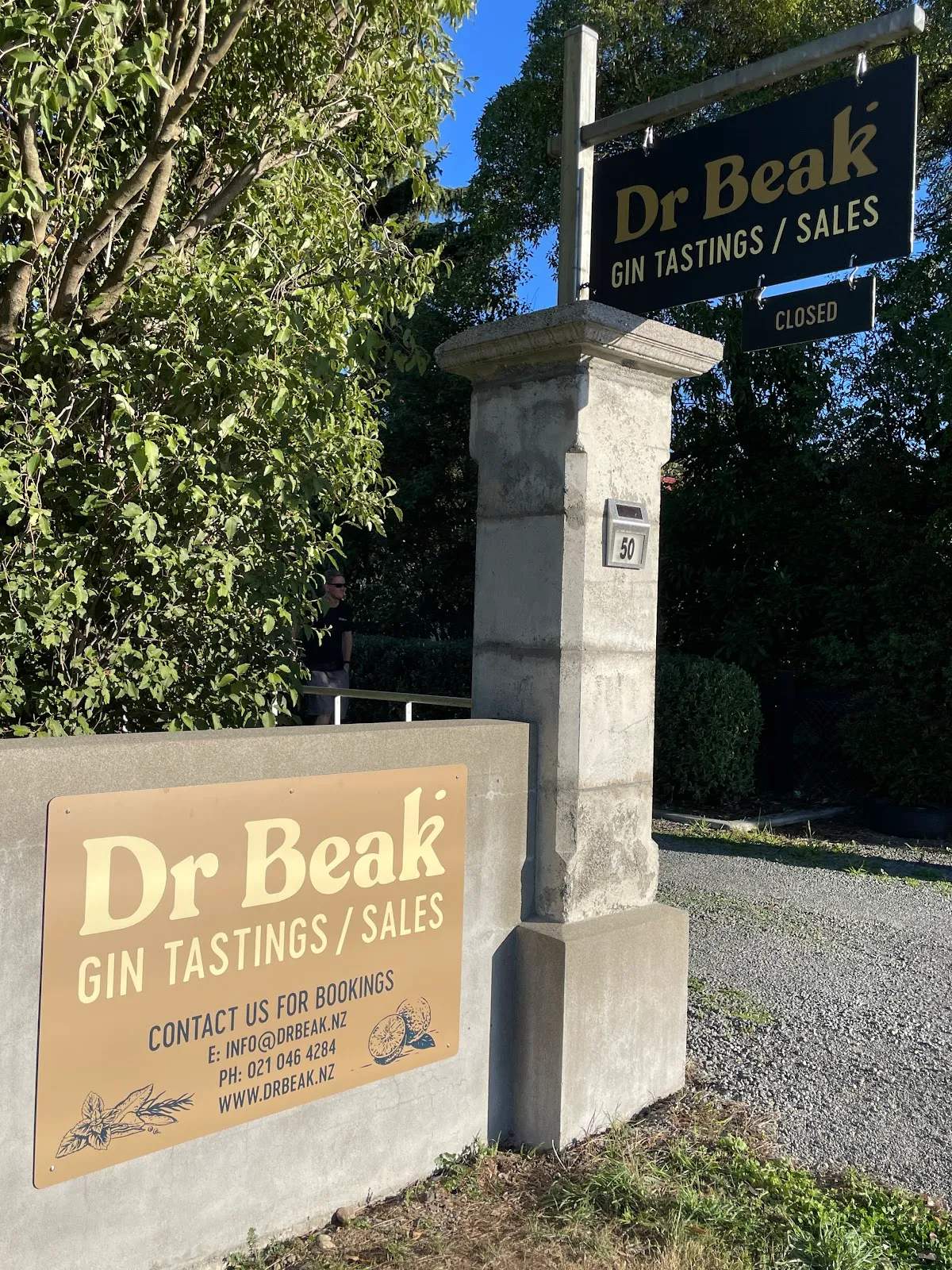 Dr Beak Tasting Room — photo 3