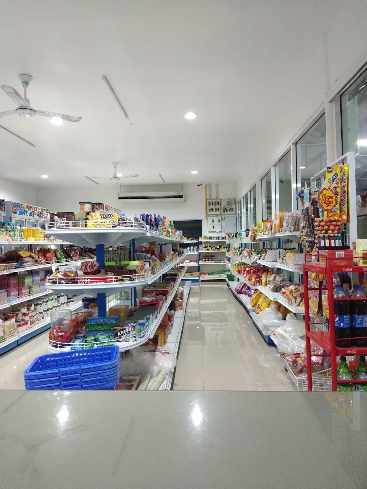 Koh Mak Minimart — photo 2