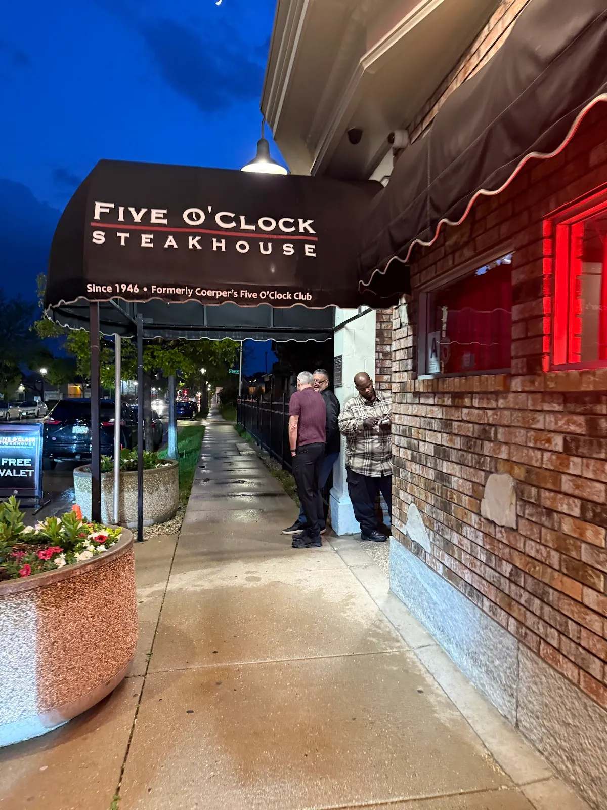 Five O'Clock Steakhouse — photo 1